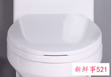 马桶一冲水底座就漏水